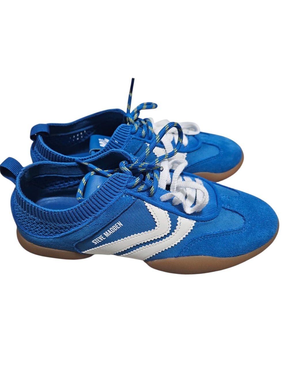 Steve Madden Reboot Womens Bright Blue Sneaker with White Accents NEW